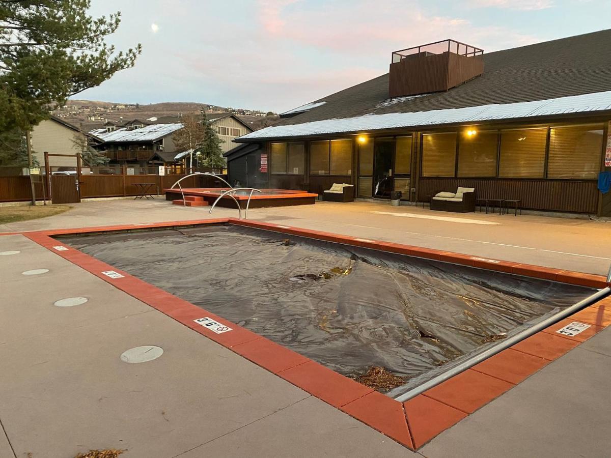 Mid-Century Gem W/King Aparthotel Park City Exterior photo